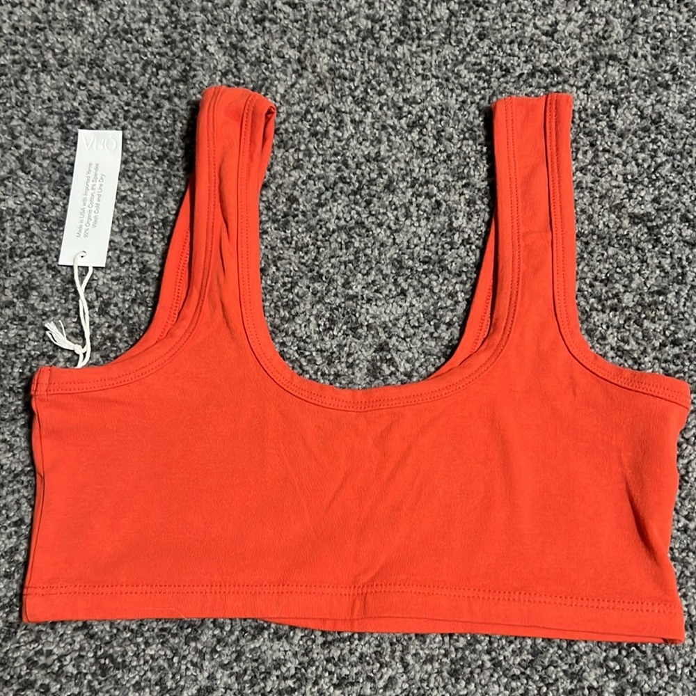 ARQ Women's Wide Strap Bra in Cadmium Size Large NWT